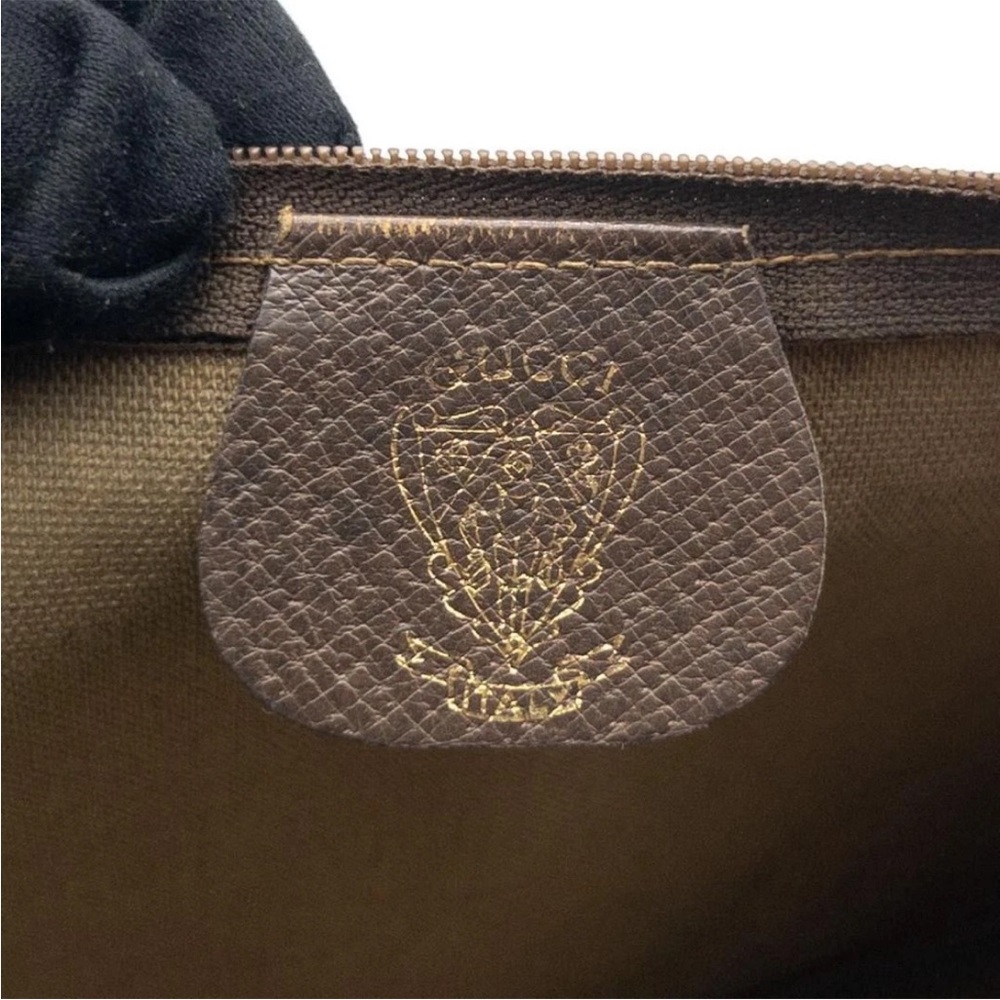 Gucci Brown Monogram Clutch - Picture 4 of 10